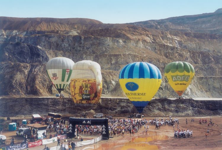 Ballone kamen, 30 Jahre Ballonfahrt Ballone kamen, 30 Jahre Ballonfahrt