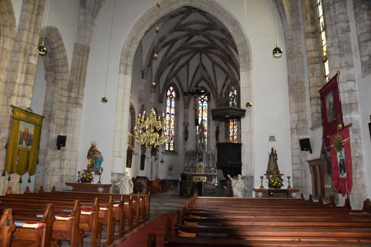 Kirchenraum Kirchenraum