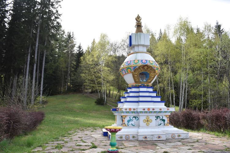 Stupa Garanas Stupa Garanas